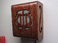 Mini Vintage Speaker Box